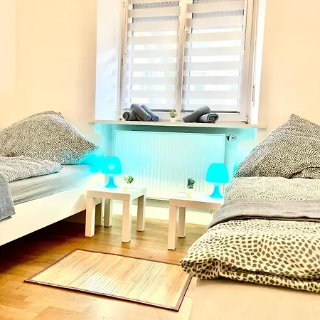 Fuer Bis Zu 4 Personen, Highspeed Internet, Kueche Apartman Nürnberg